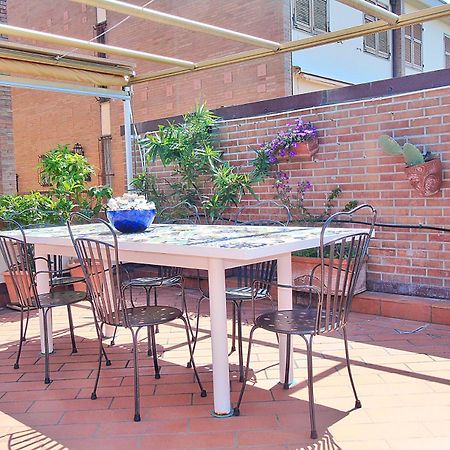 Piana Degli Ulivi A Lerici Apartment Exterior foto