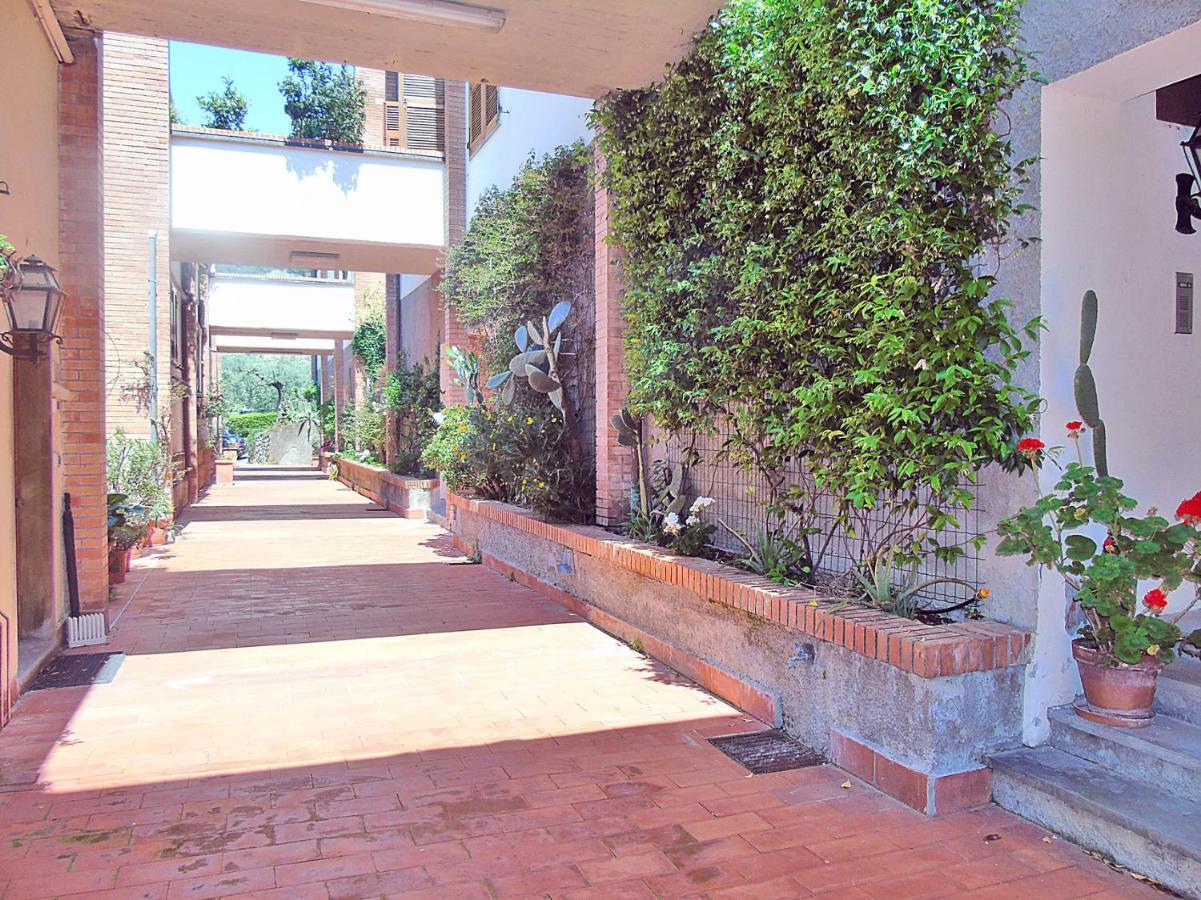 Piana Degli Ulivi A Lerici Apartment Exterior foto
